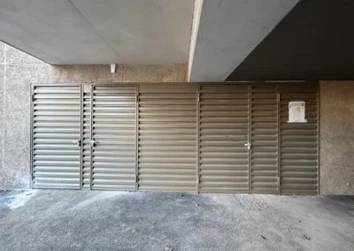 Porte métal extérieur ENSOP réalisé par Ferronnerie Concept 13